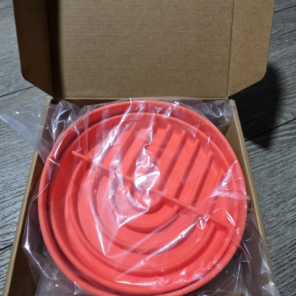 Slow Feeder Dog Bowls Set for Small Dogs & Cats, Portable Non-Slip Silicone Food